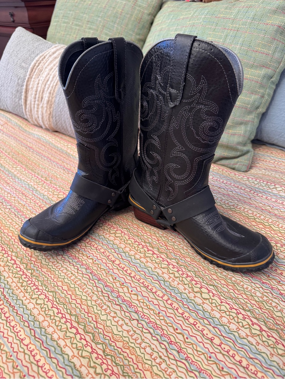 Sorel SlimWestern Waterproof Cowboy Boots (Black/Pilsner) Size 7/38